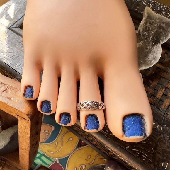 Celtic Weave Sterling Silver Toe Ring - Picture 2 of 4